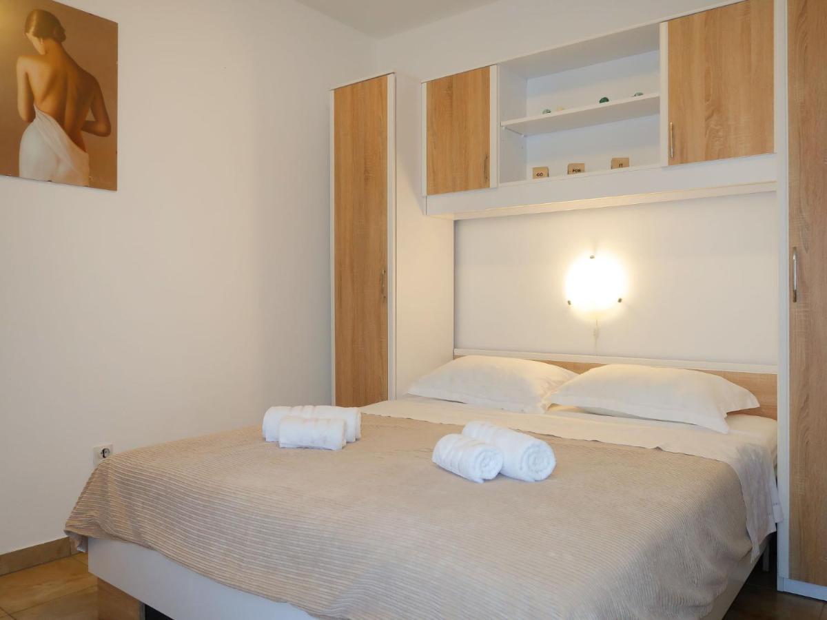Apartment Meri - Krk211 By Interhome Kornić Zewnętrze zdjęcie