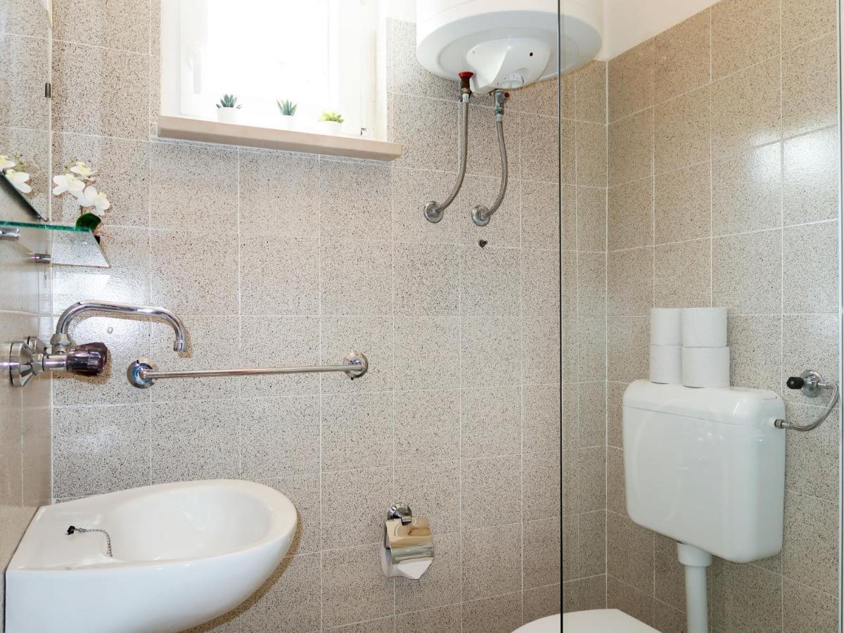 Apartment Meri - Krk211 By Interhome Kornić Zewnętrze zdjęcie